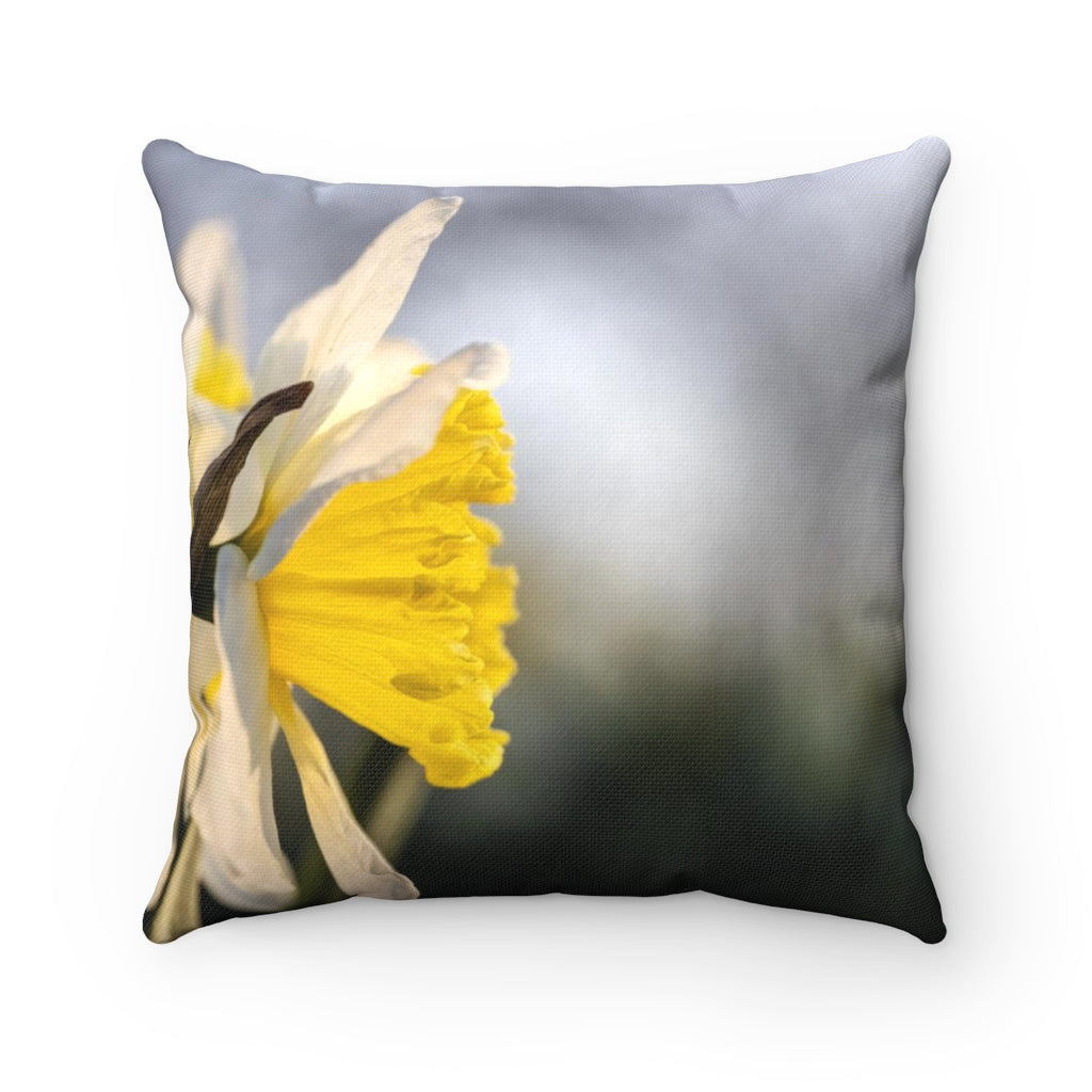 Daffodil Beefy Throw Pillow